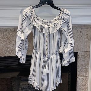 American Eagle Outfitter light shorts romper